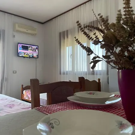 בית נופש Pararse Vlorë